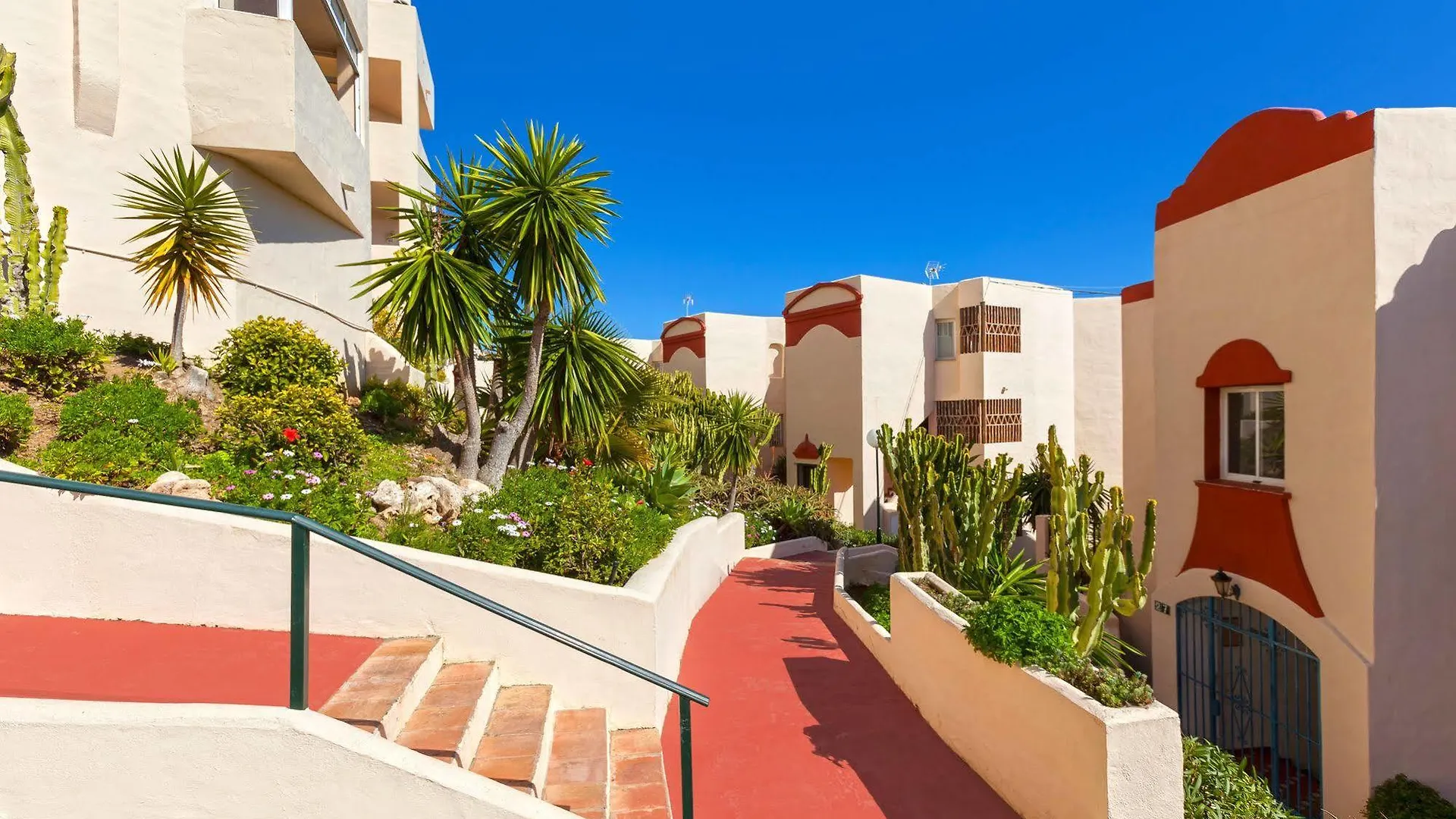 *** Aparthotel Crown Resorts Club Caronte Mijas Španělsko